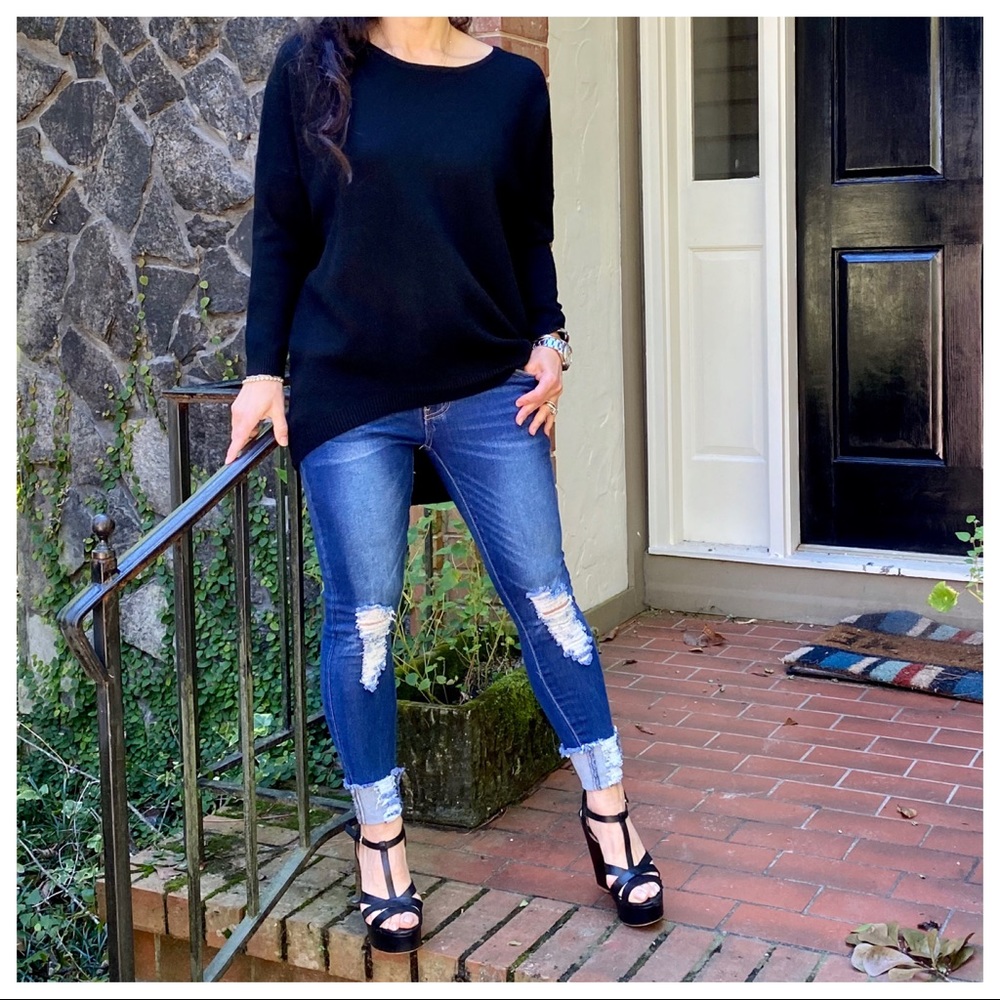 ✨PARIS✨ 
Black High/Low loose fit sweater - Picture 6 of 9